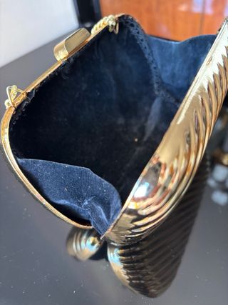 Bolso de fiesta dorado metálico