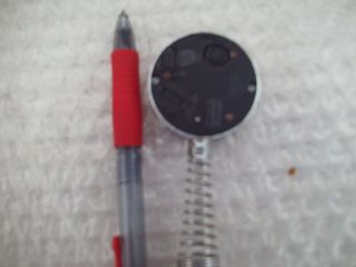 reloj despertador de sobremesa pequeño de metal vi