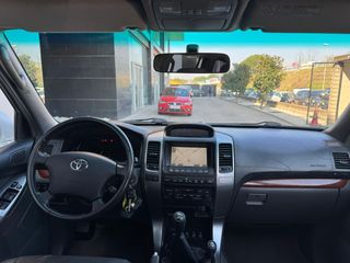 TOYOTA Land Cruiser 3.0 D4D VXL