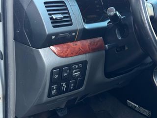 TOYOTA Land Cruiser 3.0 D4D VXL