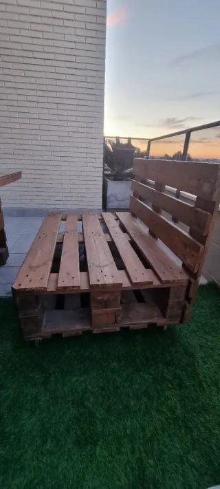 Conjunto Sofás Palets y Mesa Centro