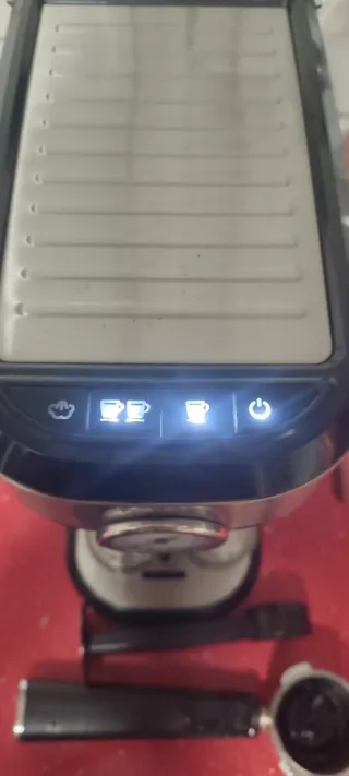 Cafetera Espresso Cecotec Cafelizzia 790