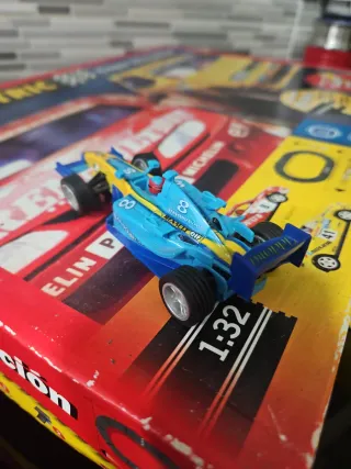 Coche F1 F. Alonso Renault 8 compatible scalextric