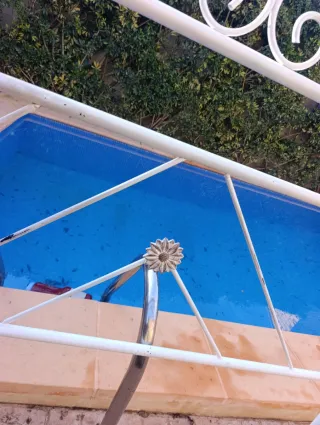 Cabecero de hierro forjado antiguo