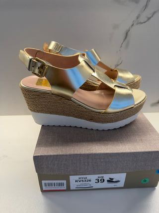 Sandalias Sohe Talla 39 Piel Oro/Plata