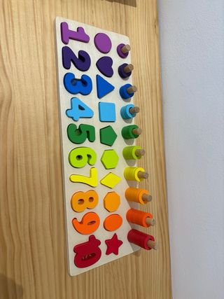 Juego de madera numérico