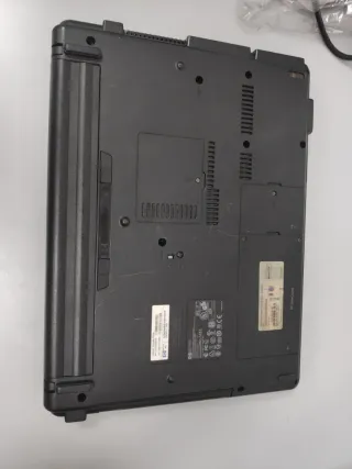 Portátil HP Gris y Negro