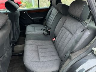 Mercedes-Benz 250 TD W124 1994