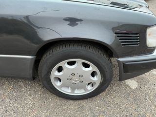 Mercedes-Benz 250 TD W124 1994