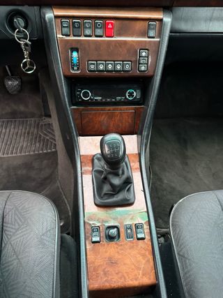 Mercedes-Benz 250 TD W124 1994