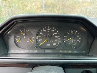 Mercedes-Benz 250 TD W124 1994