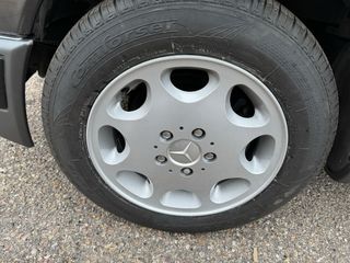 Mercedes-Benz 250 TD W124 1994