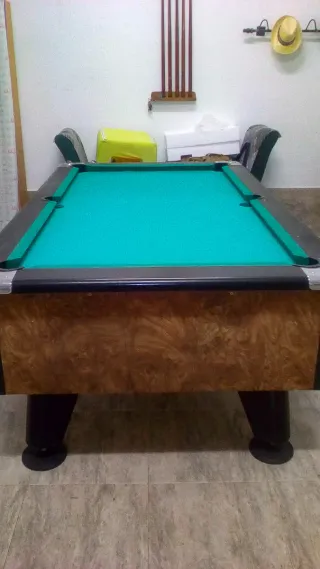 Mesa de billar americano