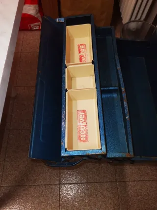 Cassettiera porta attrezzi vintage blu