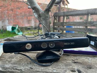 Xbox 360 Negra con mando juegos