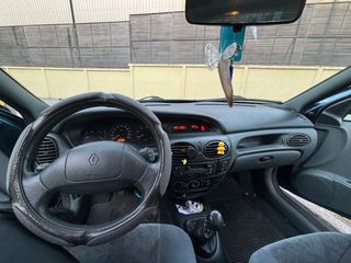 Renault Megane 1999