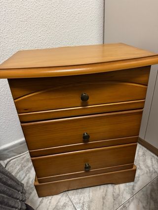Mesita de noche madera 3 cajones