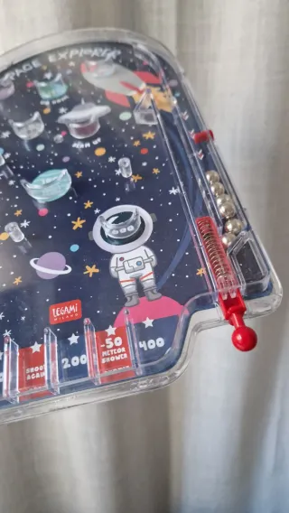 Juego de pinball clásico Space Explorer
