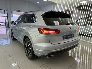 VOLKSWAGEN Touareg RLine 3.0 V6 TDI 210kW Tip 4M