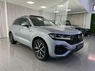 VOLKSWAGEN Touareg RLine 3.0 V6 TDI 210kW Tip 4M