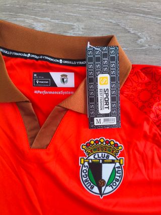 Camiseta Macron Roja Talla M