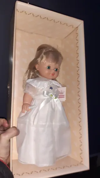 Muñeca de Comunión Vestido Blanco