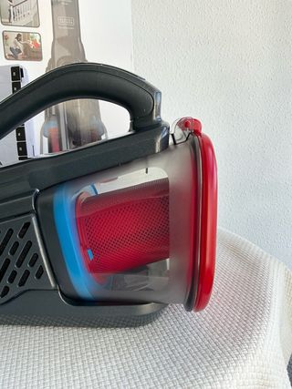 Aspirador de mano Black+Decker Dustbuster BHHV315J