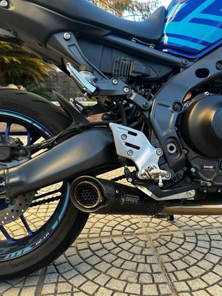 Yamaha MT-09 Negra y Azul