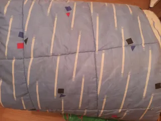 Colcha reversible beige y azul