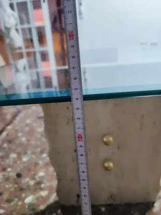 Tavolo da centro in vetro e marmo