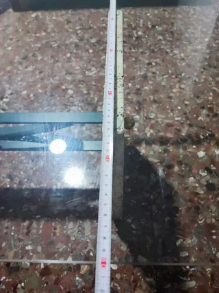 Tavolo da centro in vetro e marmo