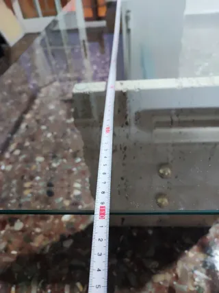 Tavolo da centro in vetro e marmo