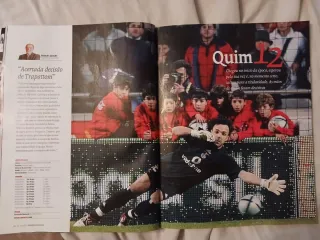 Revista. Benfica Campeão nacional 2004 / 2005.