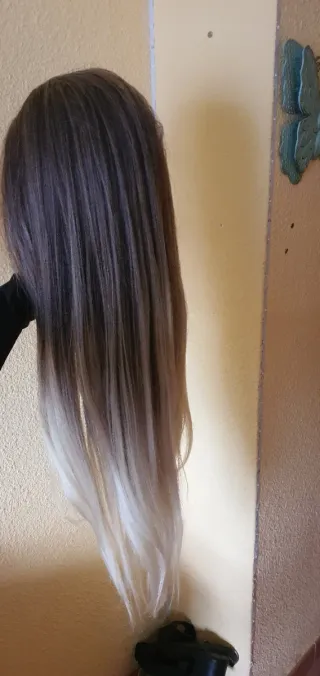 Cabeza maniquí peluquería con pelo