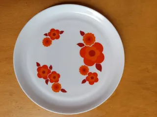 3 Platos Arcopal Lotus Naranja y Blanco