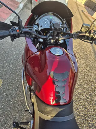 Honda Transalp 650 CC Roja