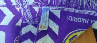Bufanda Real Madrid Morada y Blanca