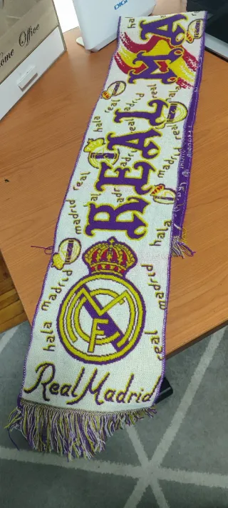 Bufanda Real Madrid Oficial
