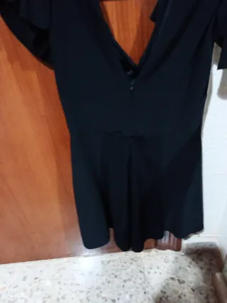 Mono Bershka Negro Talla M,ideal para salir noche