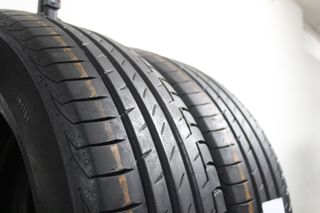 2 Pneumatici Continental 235/60 R18 107V Usati