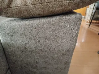Sofá chaiselongue gris tela