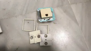 Enchufes y Interruptores Simon 27