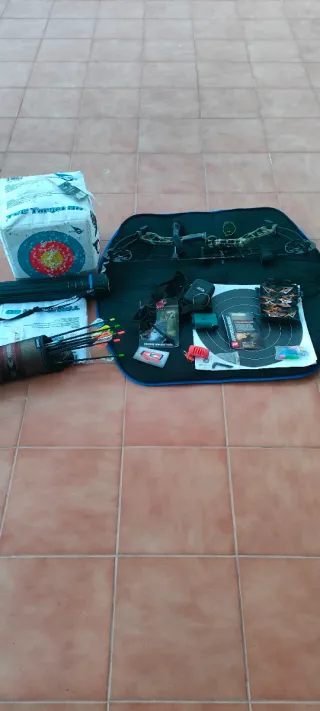 Arco caza PSE Uprising compuesto poleas caza tiro