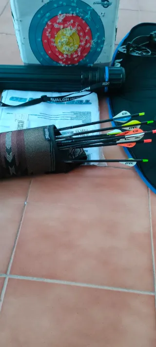 Arco caza PSE Uprising compuesto poleas caza tiro