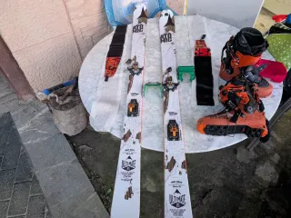 Equipo Esquí Travesía Atomic Completo