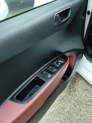 Hyundai i10 2017 107.458 KM ITV 2028 ETIQUETA C