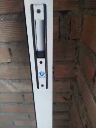 Hojas de ventana correderas. 75 x 1.42