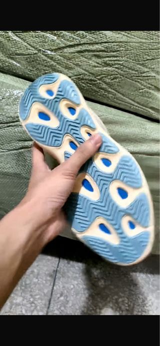 Adidas Yeezy 700 V3 Azael