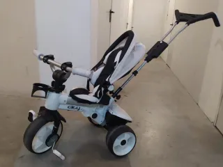 Triciclo de paseo infantil