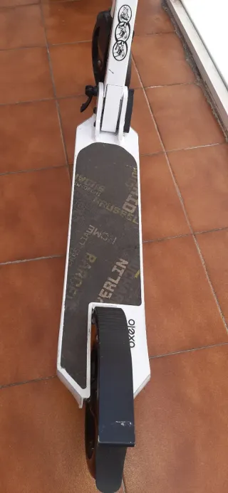 Patinete Oxelo blanco y verde